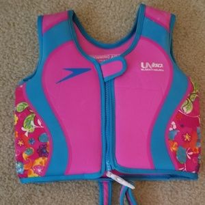 Speedo life vest